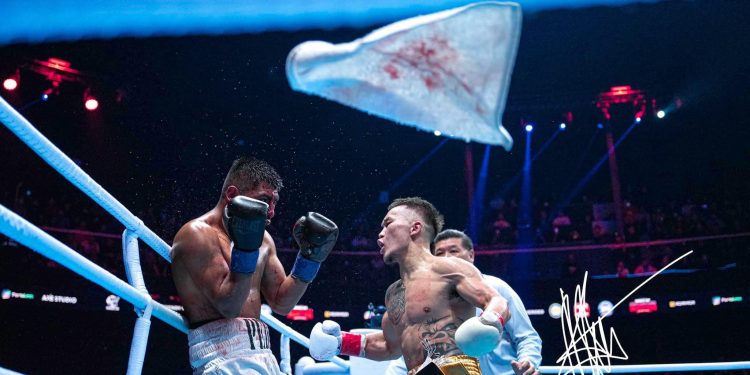 МУГТ Э.Цэндбаатар Мексикийн боксчинг ялж, Төв Азийн аваргын бүсээ хамгааллаа